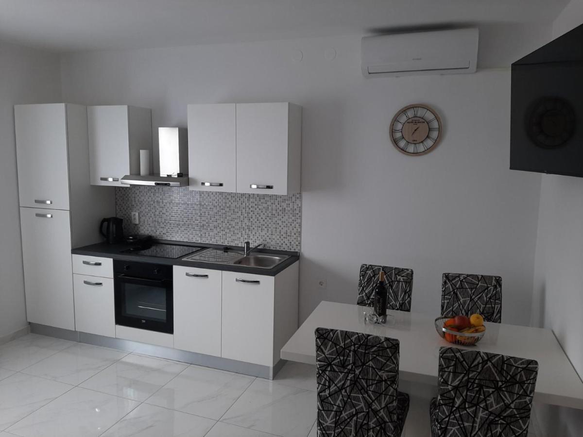 Apartments Roby 3M Sveti Juraj Esterno foto